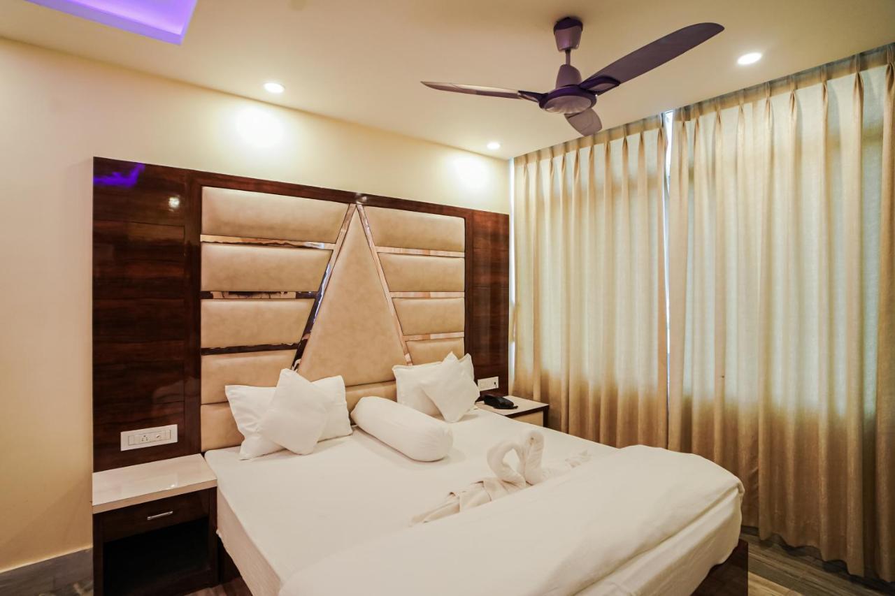 Silver Sand Eco Resort !! Beachfront !! With Biggest Pool And Huge Open Area !! Ideal For Weddings !! Couple Friendly !! 曼达莫尼 外观 照片